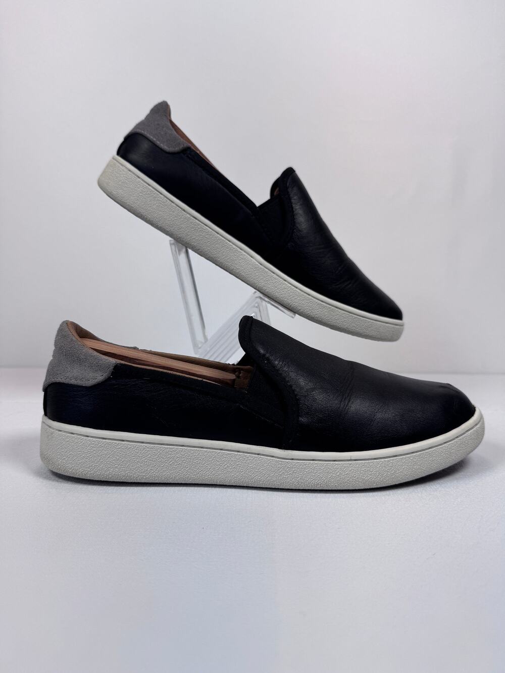 UGG Black Leather Suede Heel Slip On Loafers Womens Size 10